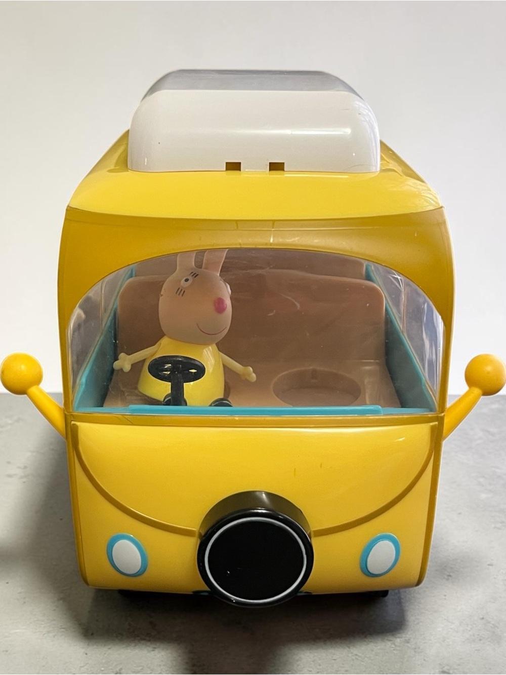 Vintage 2003 Peppa Pig RV camper